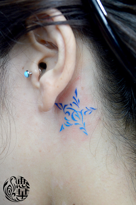 ワンポイント・耳裏・星・トライバル・Tribal ・Star・Small tattoo