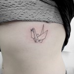 ワンポイント・折り鶴・折り紙・鶴・わき腹・線・Paper crane・Small tattoo