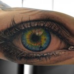 眼のタトゥー – Eye Black&Gray Tattoo
