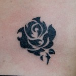 バラのトライバル,ワンポイントタトゥー – Rose,Small Tattoo