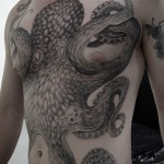 タコのブラック＆グレータトゥー – Octpus,Black&Gray Tattoo