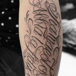 筆記体レターのタトゥー,Letter tattoo,Tattoo,刺青・タトゥースタジオ 女性彫師 恵華-Keika-
