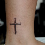 クロスのワンポイントタトゥー – Cross,Small Tattoo