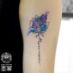 バラの水彩タトゥー – Rose Watercolor Tattoo
