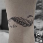 羽根のタトゥー – Feather Tattoo