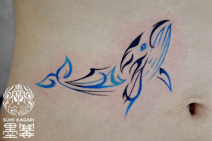 クジラのトライバルタトゥー Whale Tattoo Keika, Tattoo, タトゥースタジオ, 刺青, 女性彫師, 恵華