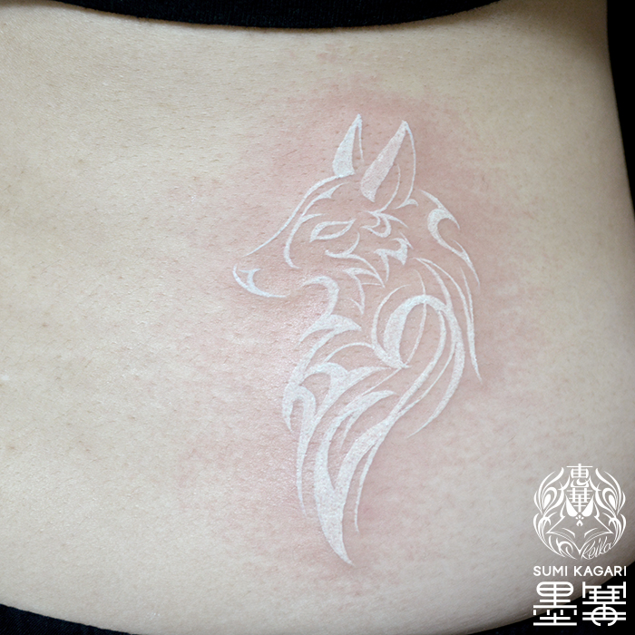 狼のホワイトトライバルタトゥー, Wolf White Tattoo,Keika, Tattoo, タトゥースタジオ, 刺青, 女性彫師, 恵華